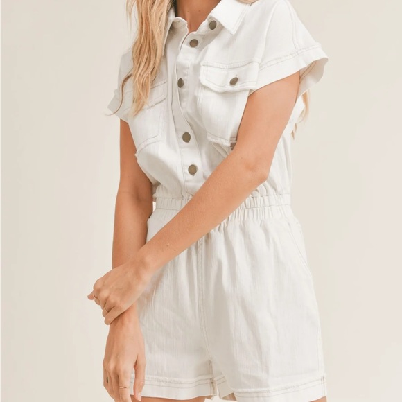 Scenic Life White Denim Romper - Picture 5 of 11